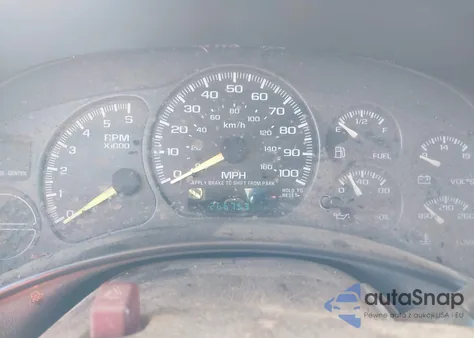 2000 Chevrolet Silverado 1500 Ls z USA, uszkodzony, nr VIN 2GCEC19T5Y1395258